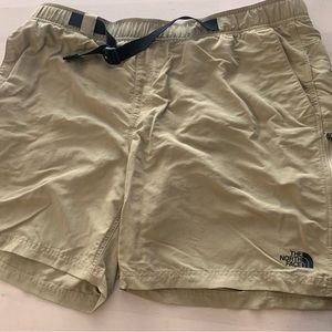 Northface adjustable shorts with swim liner